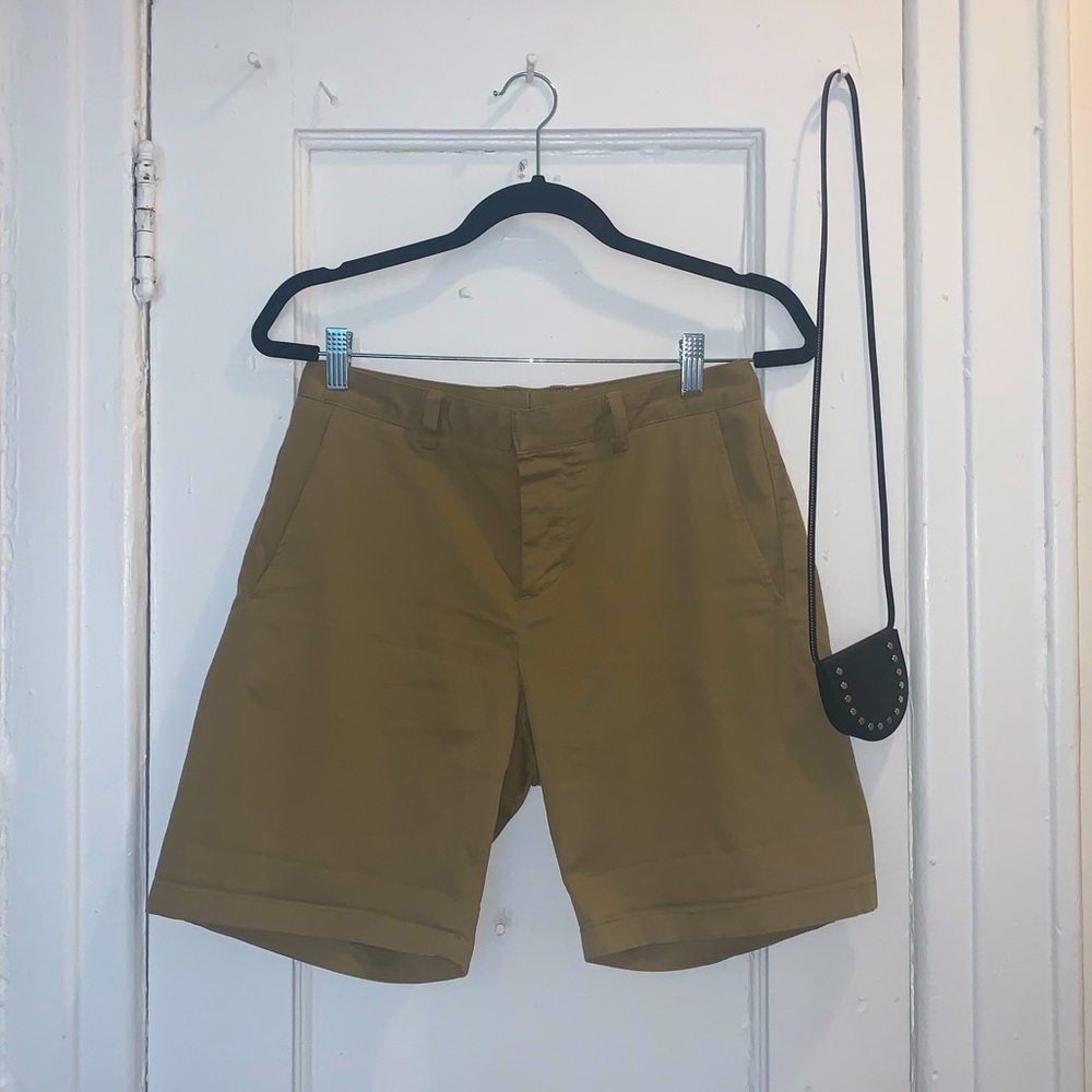 Ami Classic Chino Shorts